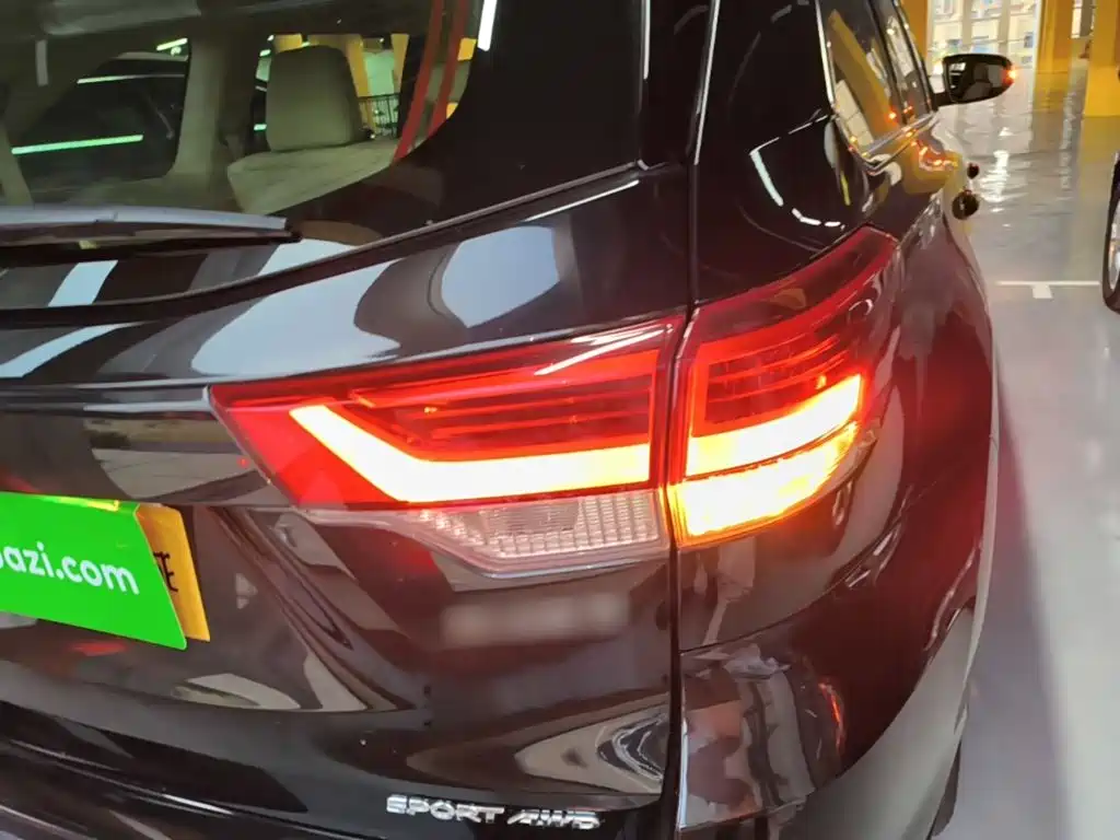 Toyota Highlander — миниатюра 8