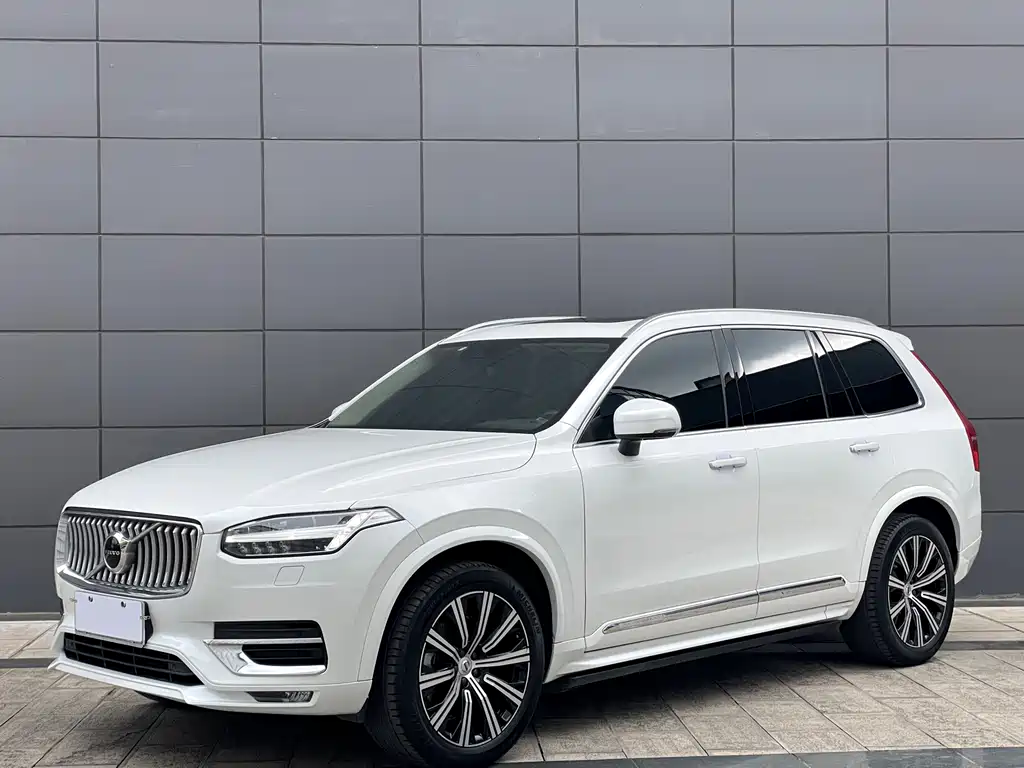 VOLVO  XC90