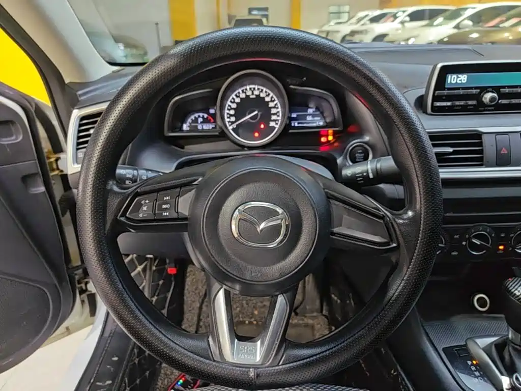 Mazda 3 Axela — миниатюра 7