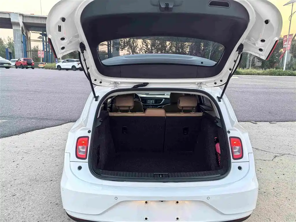 Buick Excelle — миниатюра 11