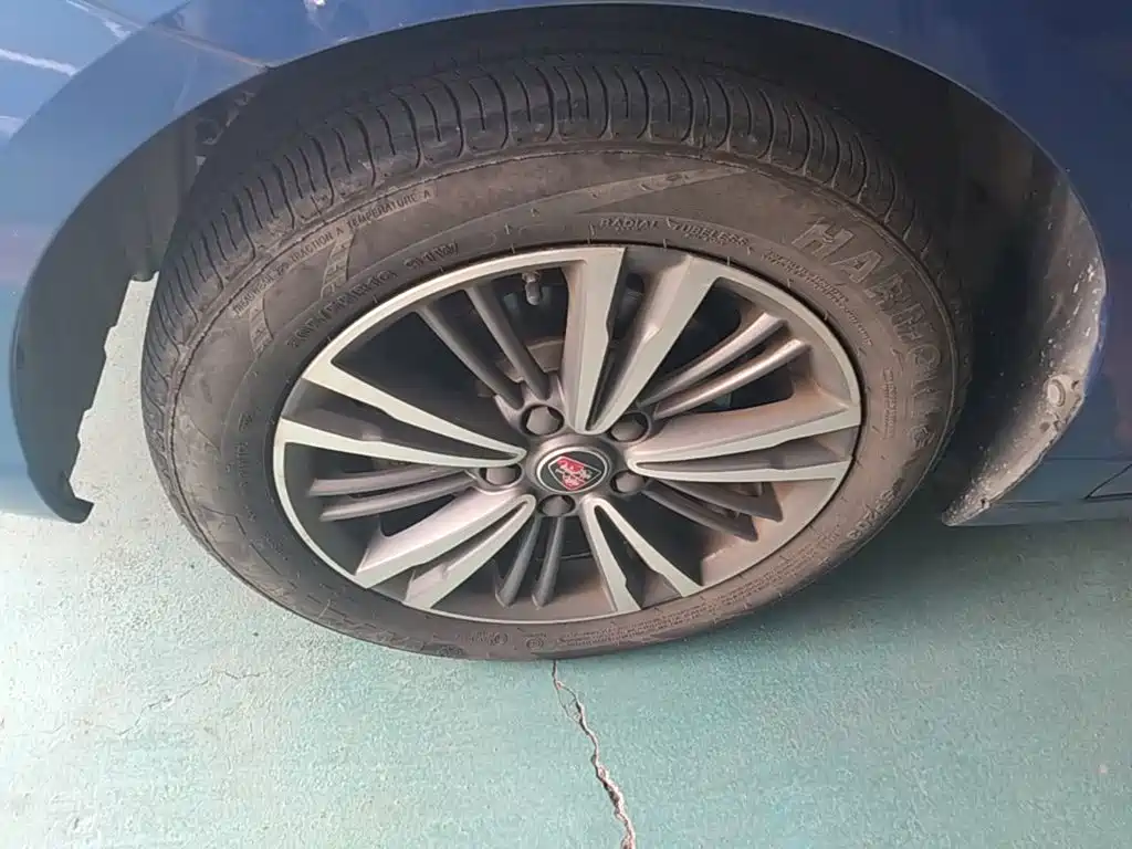 Roewe i5 — миниатюра 23