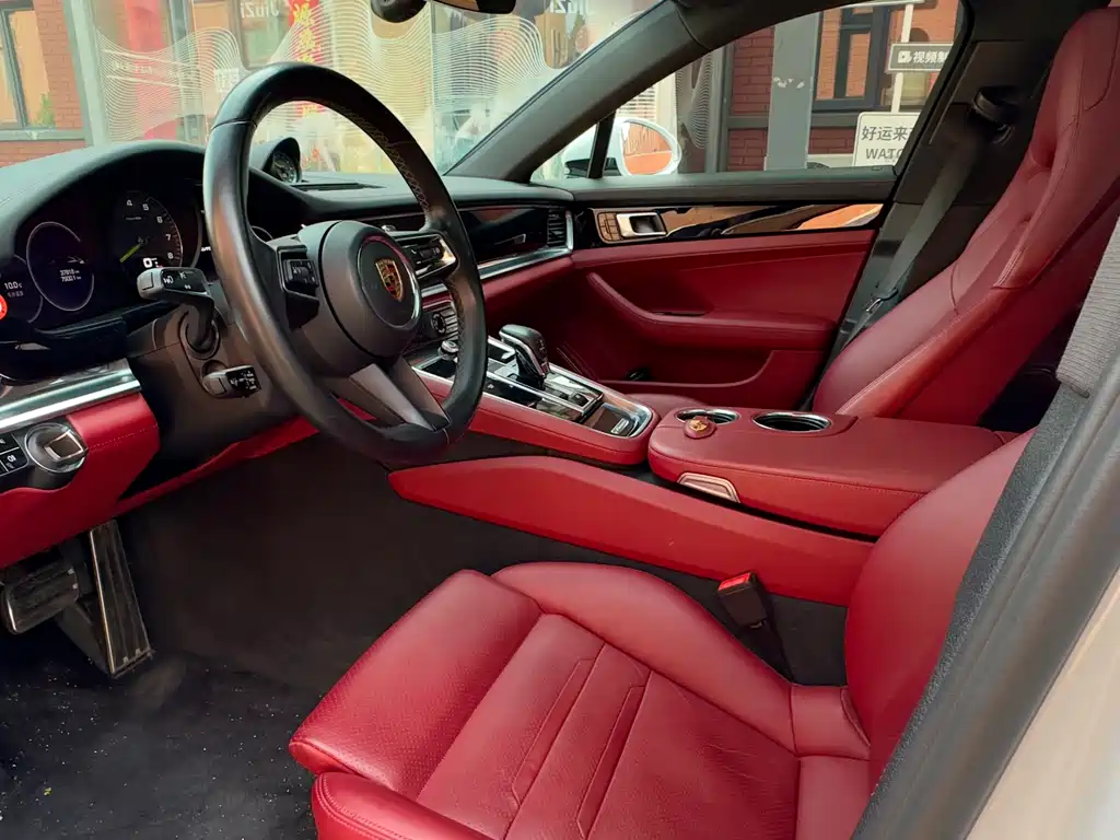 PORSCHE PANAMERA NEW ENERGY