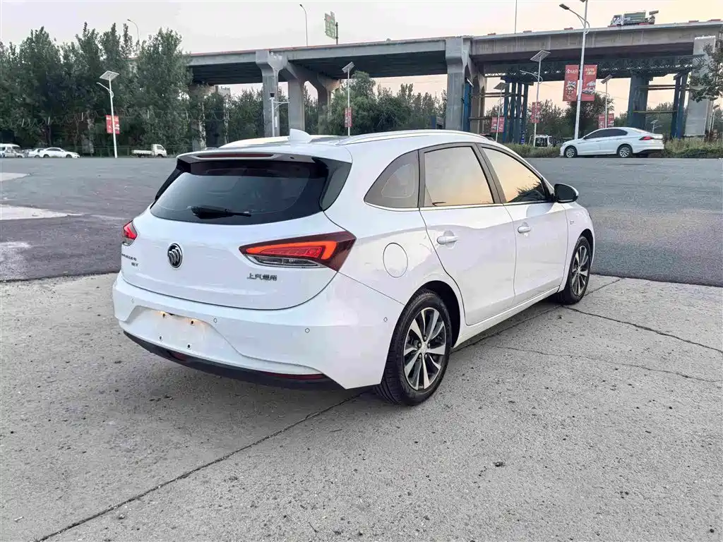 Buick Excelle — миниатюра 7