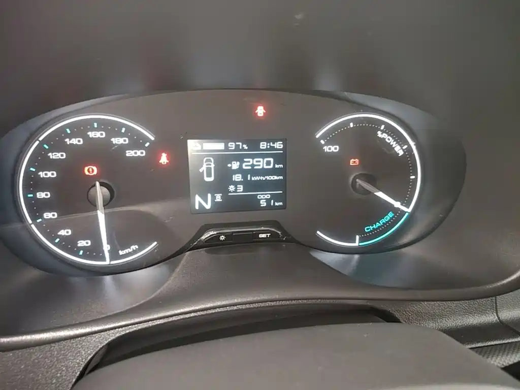 Wuling Hongguang EV — миниатюра 12