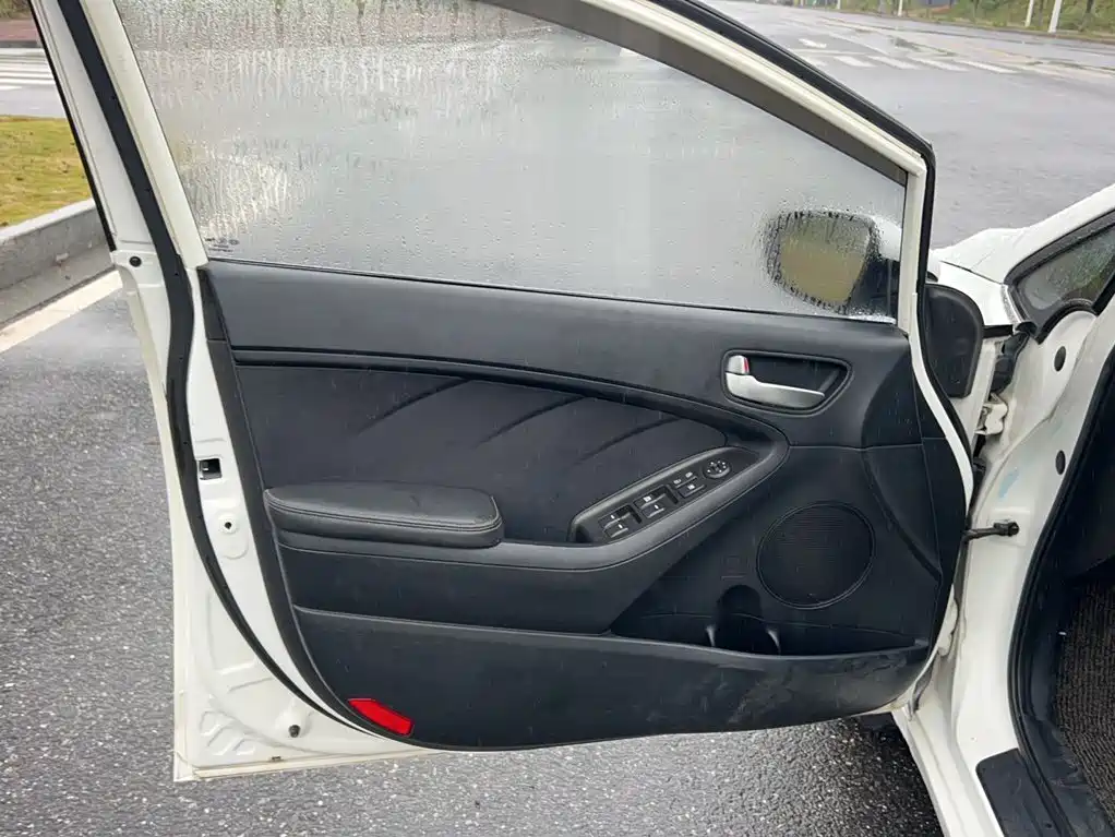 Kia K3 — миниатюра 6
