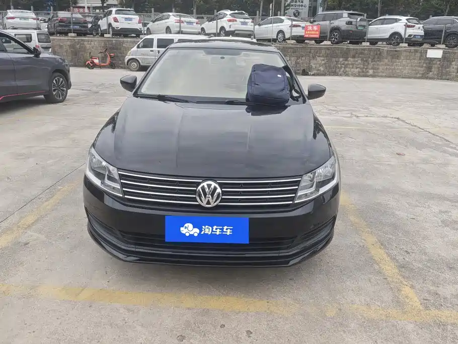 Volkswagen Lavida — миниатюра 2