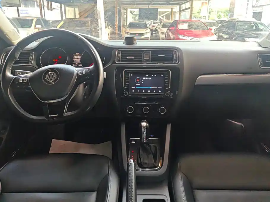 Volkswagen Sagitar — миниатюра 12