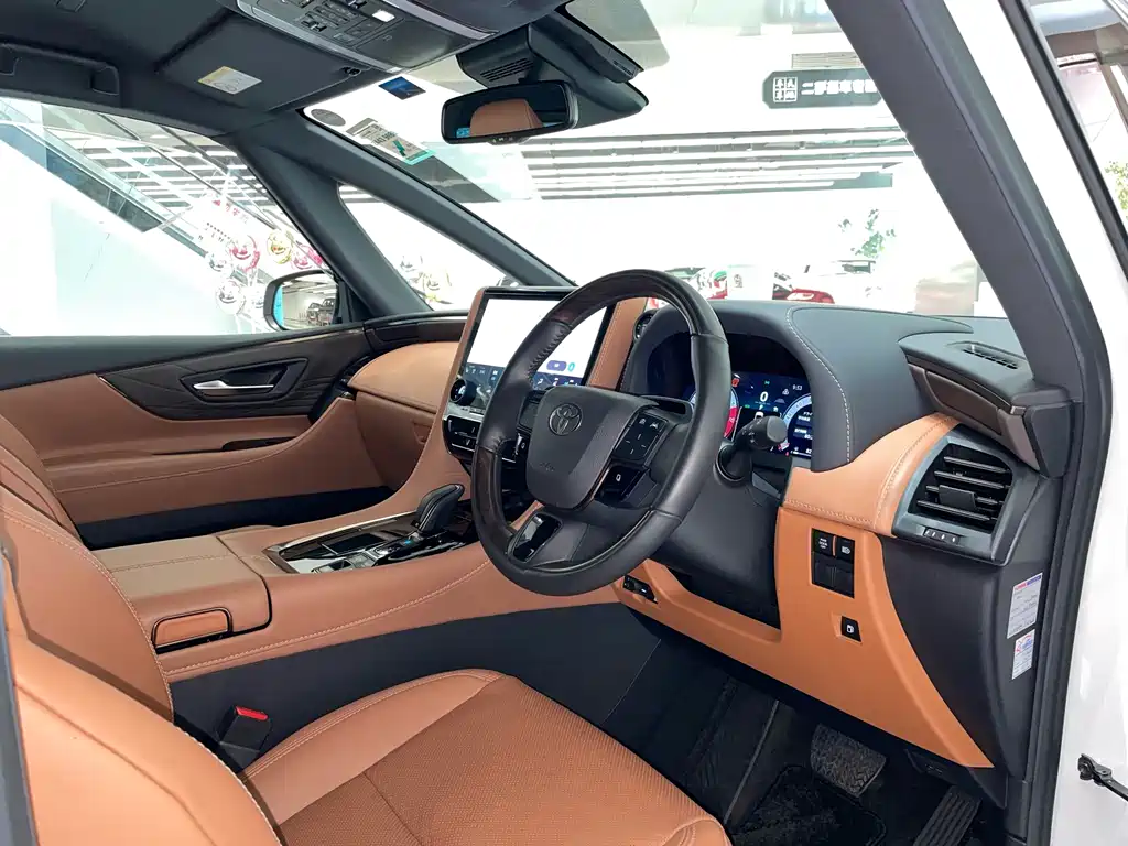 Toyota Vellfire 2024 2.5L Executive