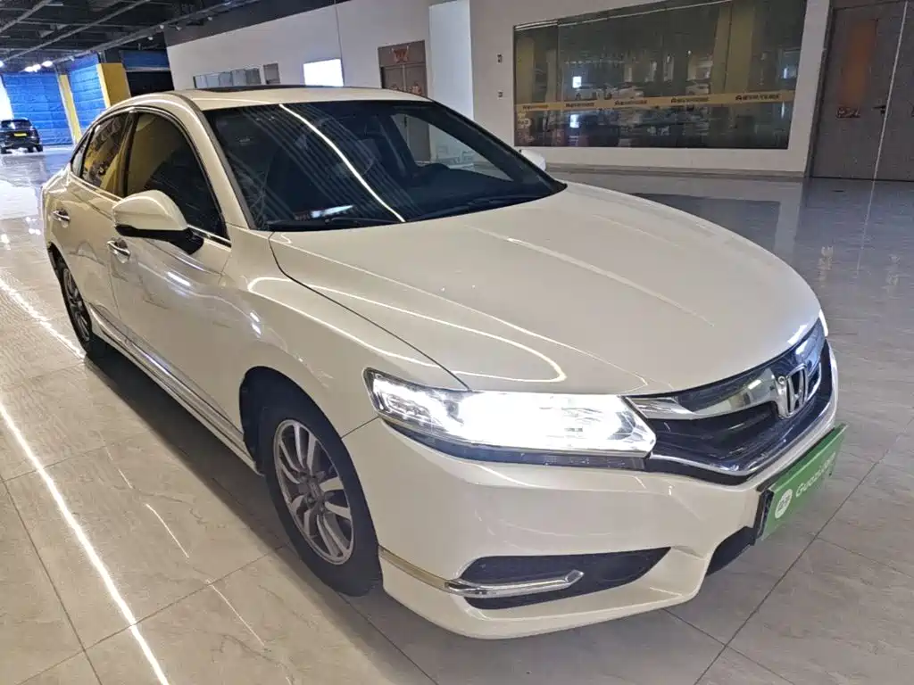 Honda Spirior — миниатюра 4