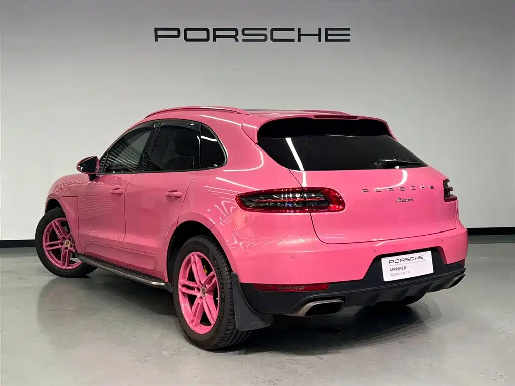 Porsche Macan — миниатюра 9