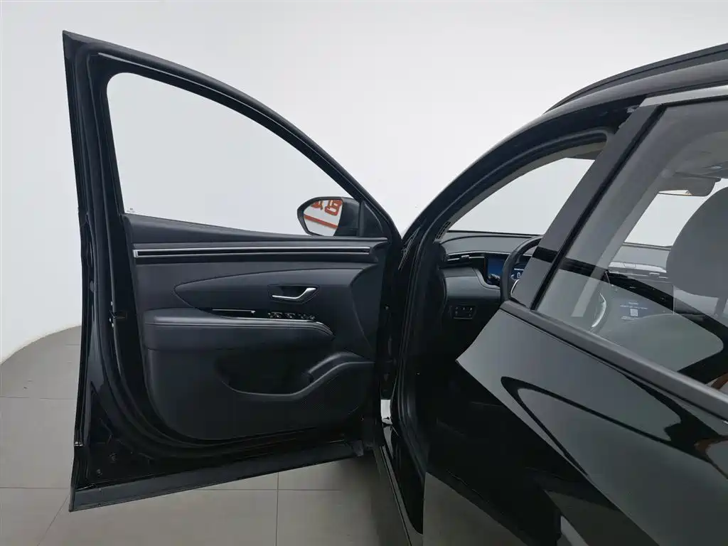 Hyundai Tucson 2023 L 1.5T AT LUX Luxury