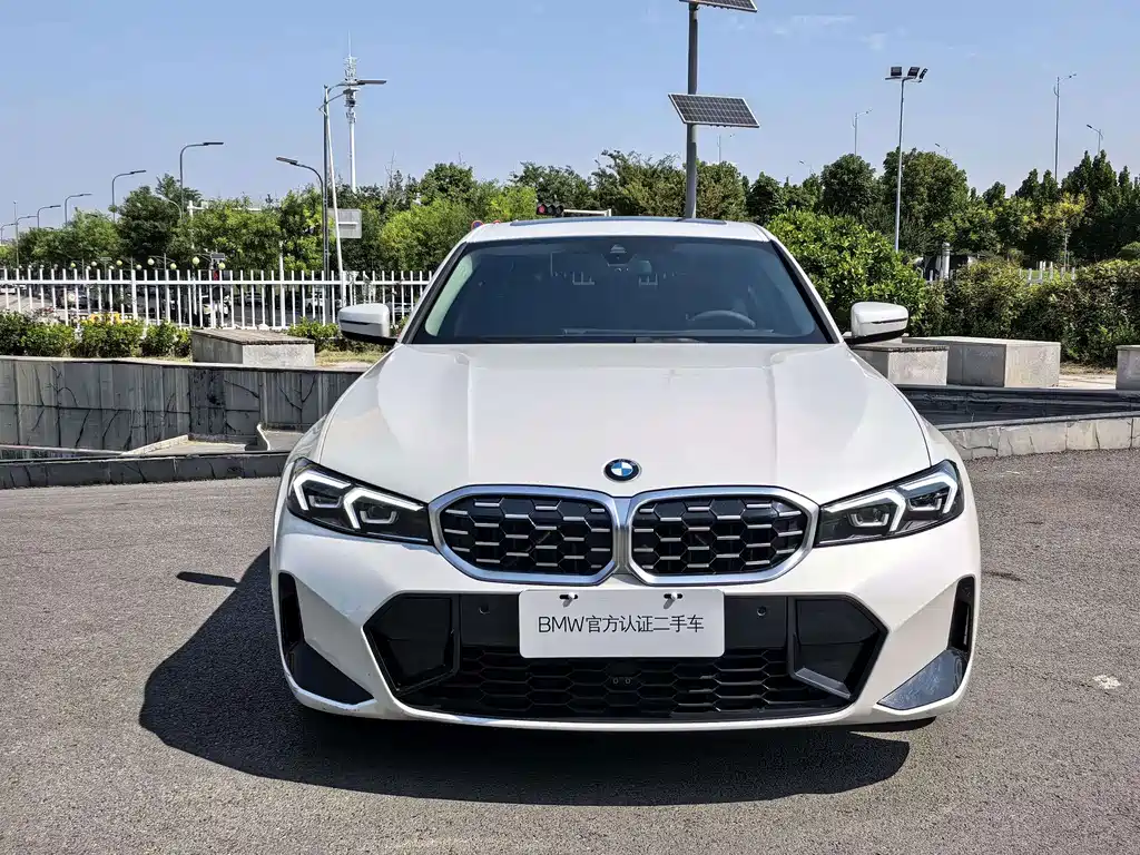 BMW 3 Series — миниатюра 2
