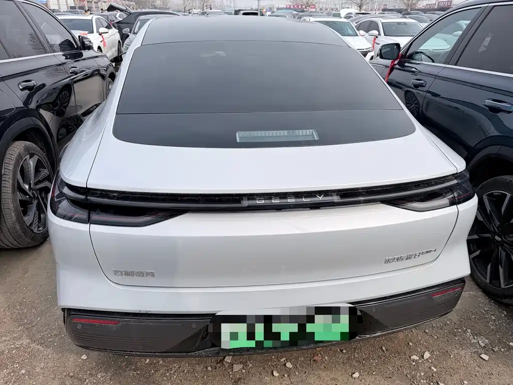 GEELY GALAXY GALAXY SPARKLE 8