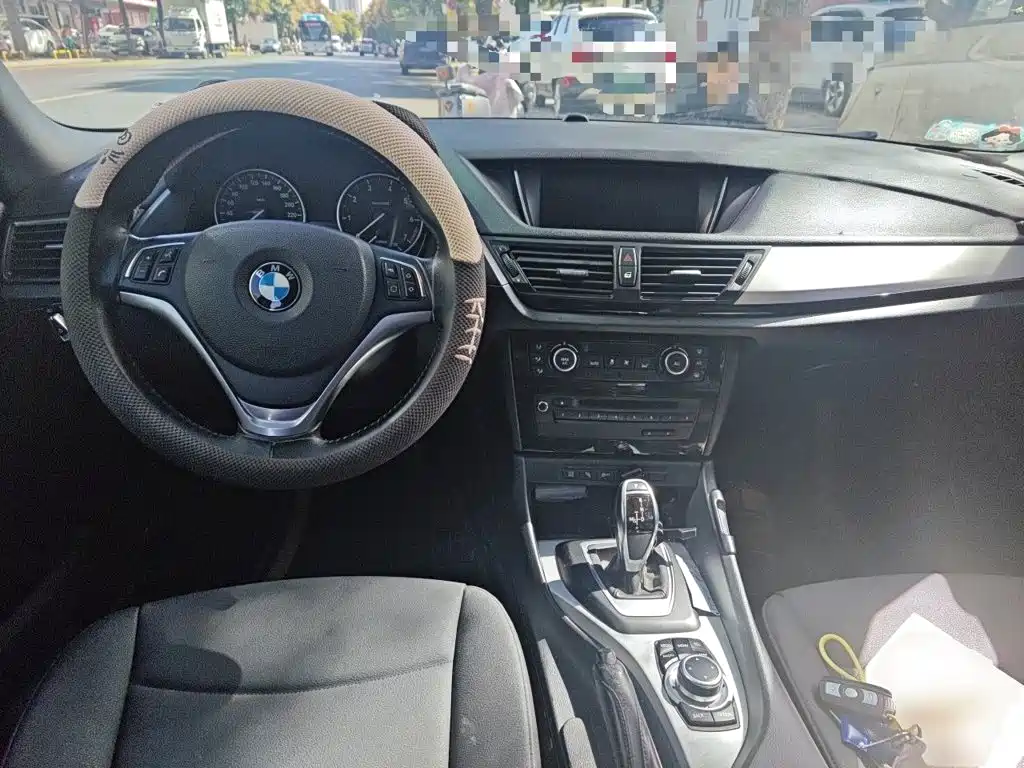 BMW X1 — миниатюра 5