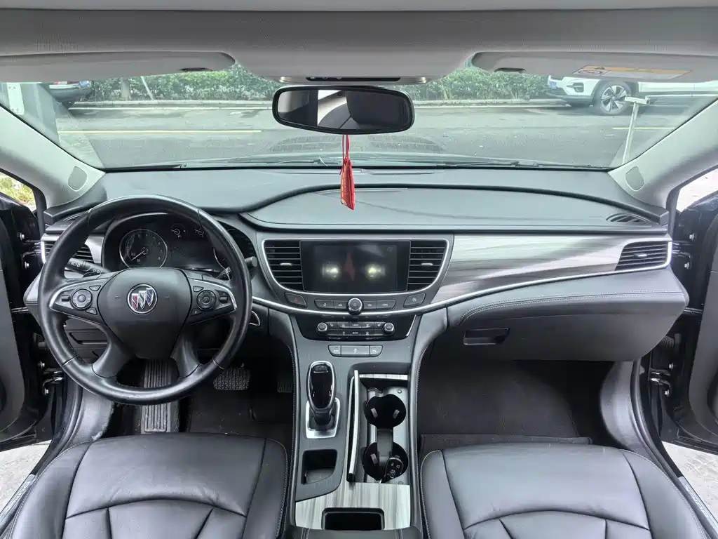 Buick LaCrosse — миниатюра 13