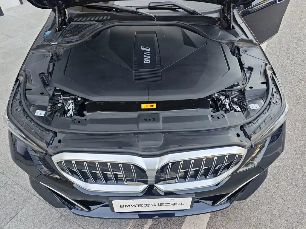 BMW i5 — миниатюра 18