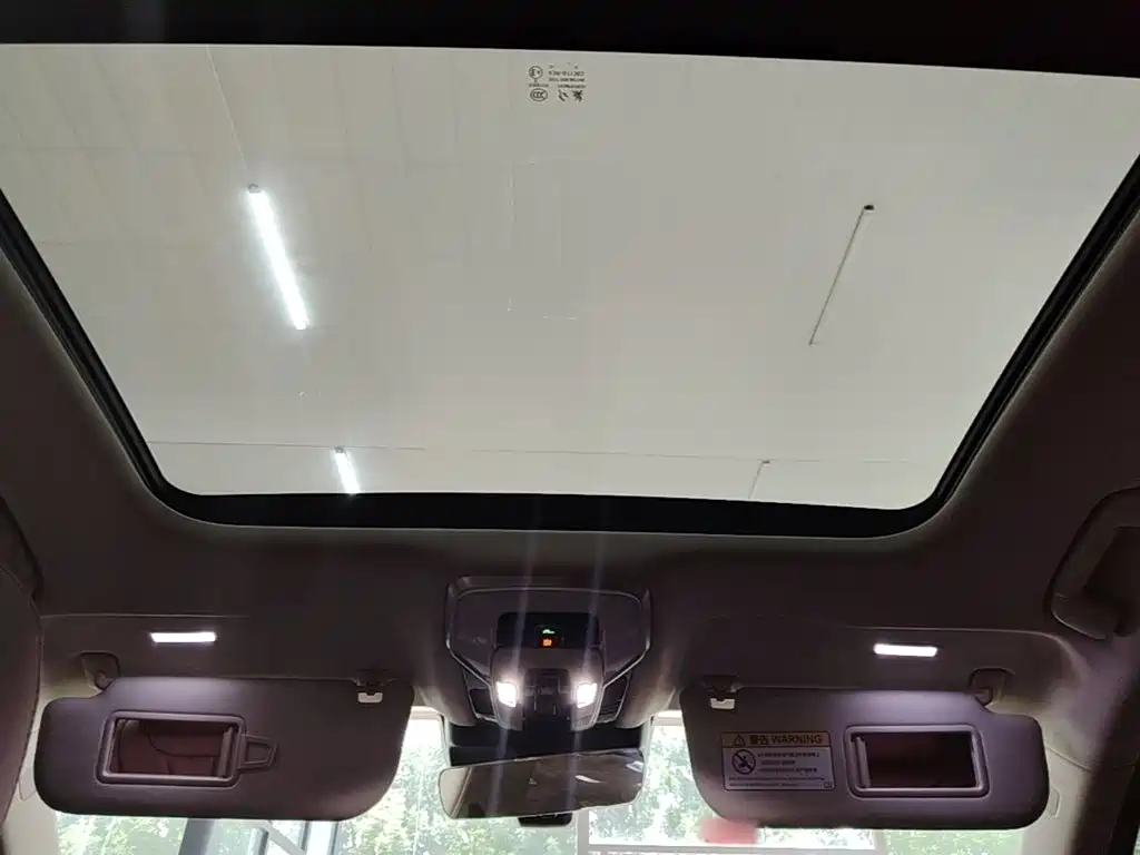 Hongqi Hongqi H5 — миниатюра 18