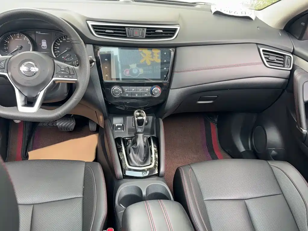 Nissan Qashqai — миниатюра 18