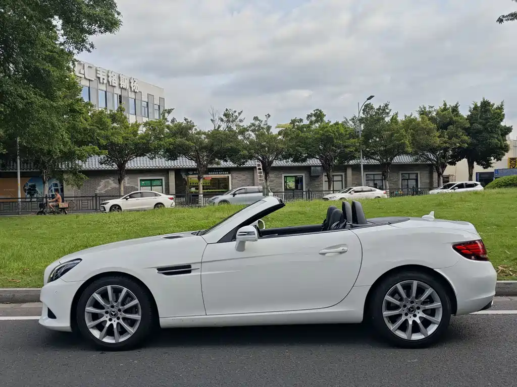 Mercedes-Benz SLC — миниатюра 4