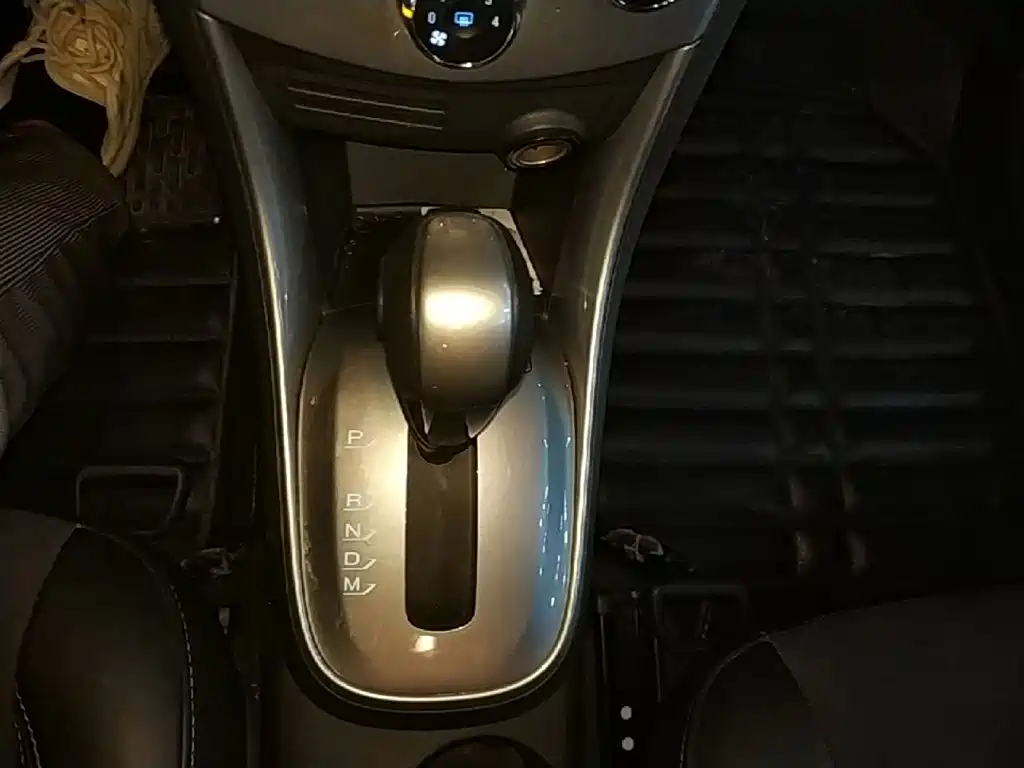 Chevrolet Trax — миниатюра 14