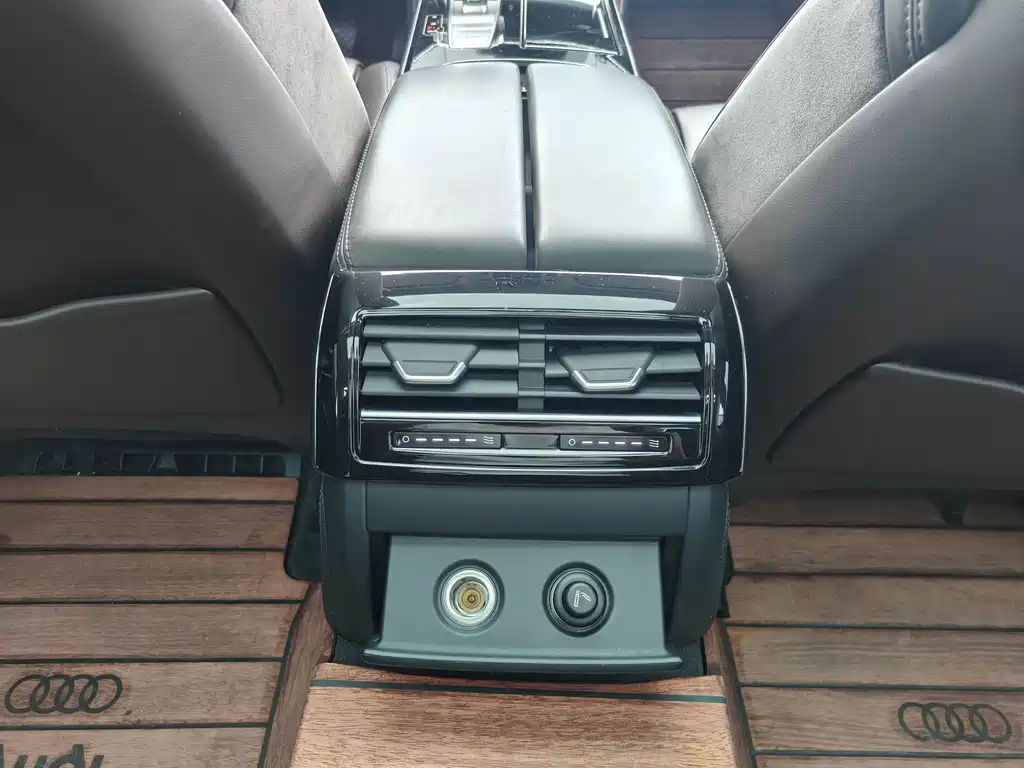 Audi A8 — миниатюра 13