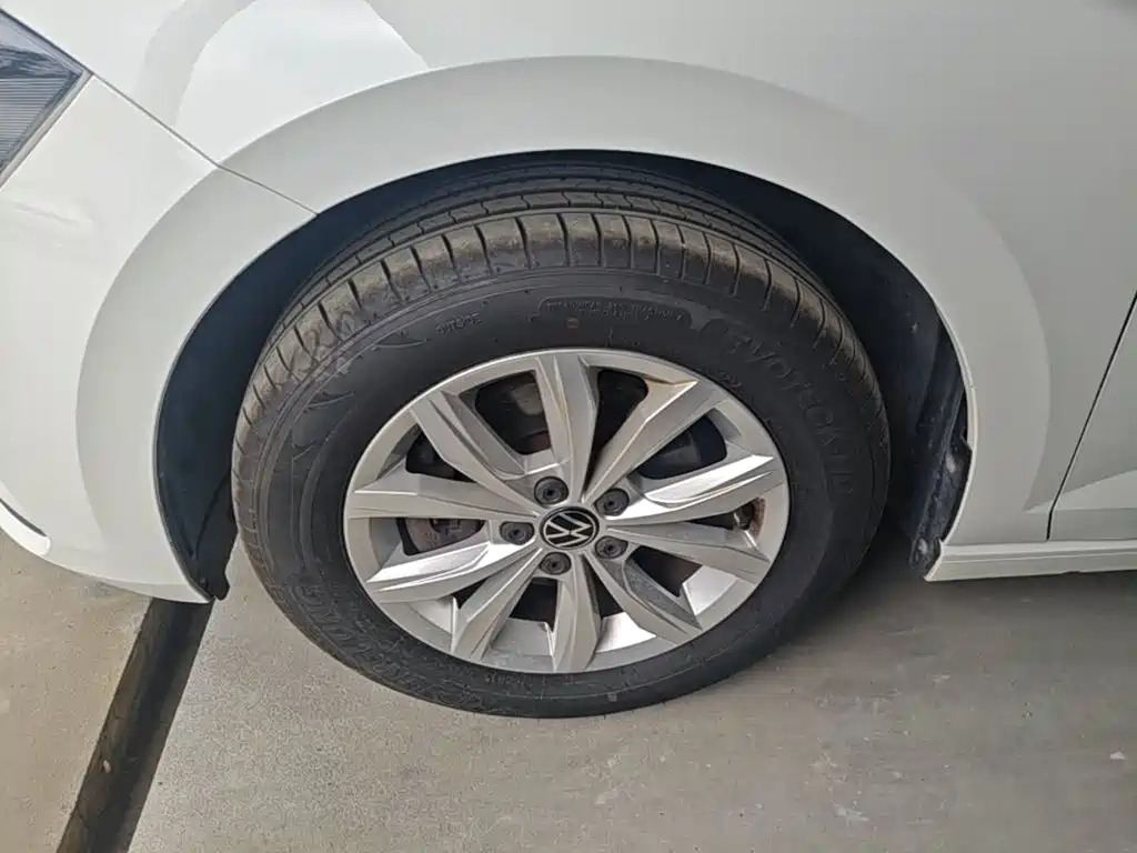 Volkswagen Polo — миниатюра 23