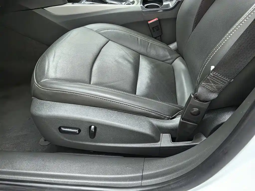 Chevrolet Malibu — миниатюра 20
