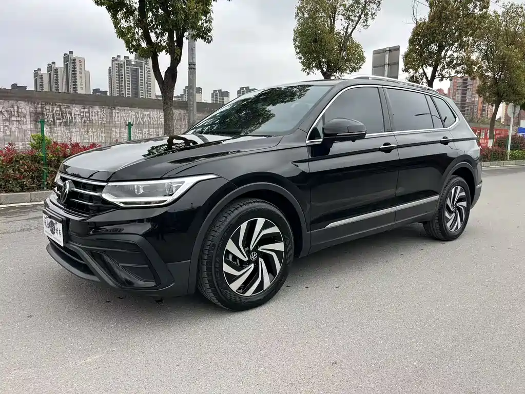 Volkswagen Tiguan L 2025