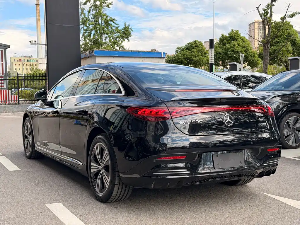 Mercedes-Benz EQE 2025 500 4MATIC Luxury