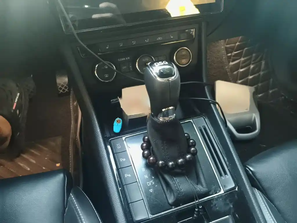 Skoda Superb — миниатюра 7