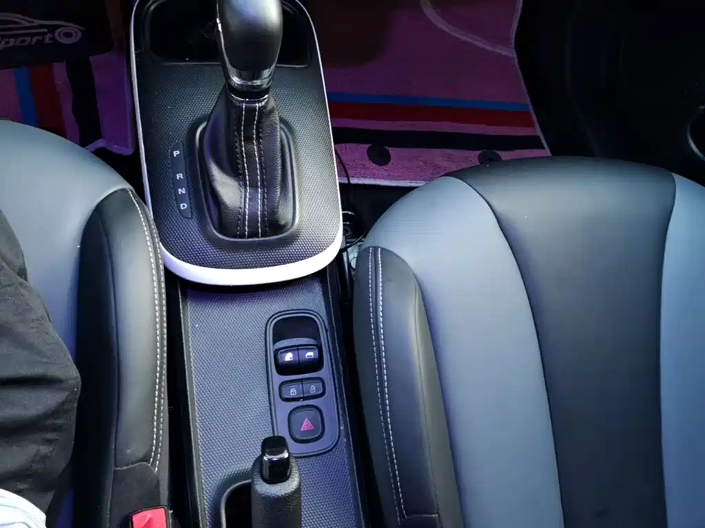 Roewe Clever — миниатюра 14