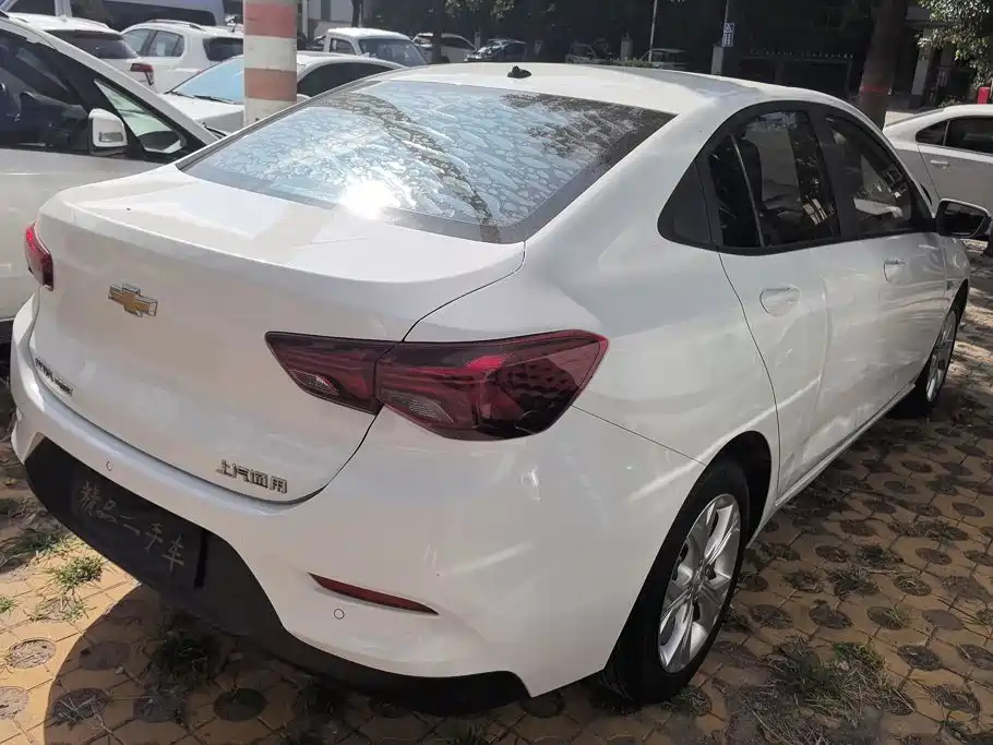 Chevrolet Cavalier — миниатюра 3