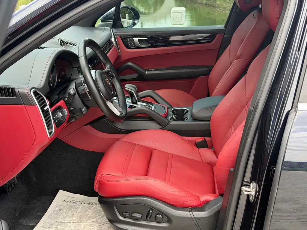 Porsche Cayenne Hybrid — миниатюра 6