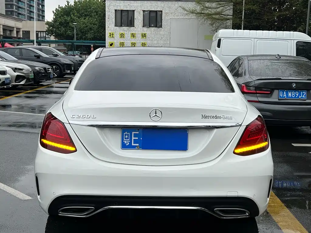 MERCEDES-BENZ C CLASS