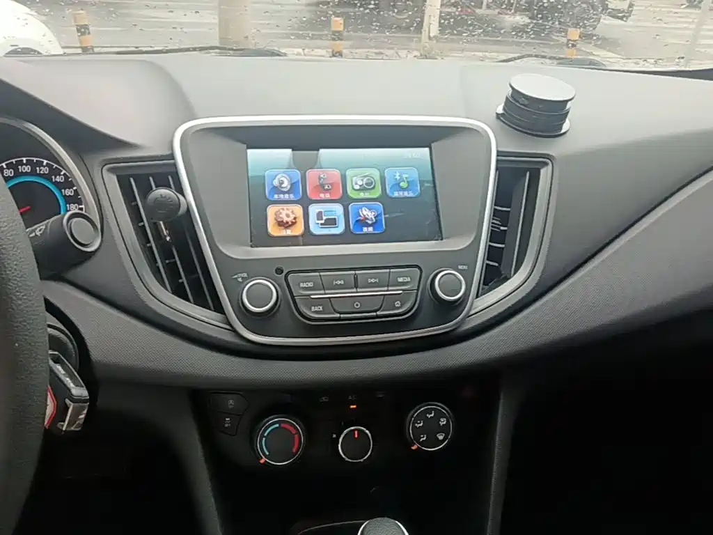 Chevrolet Cavalier — миниатюра 13