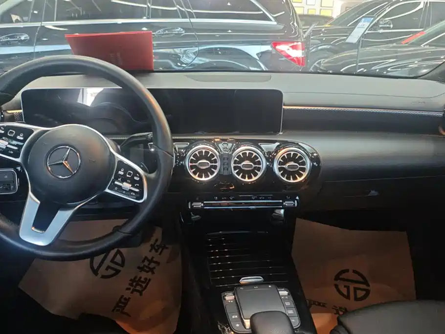 MERCEDES-BENZ A CLASS