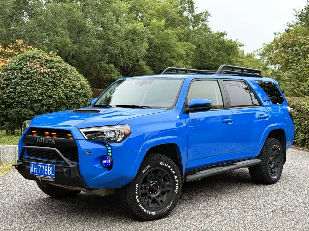 Toyota 4Runner — миниатюра 3
