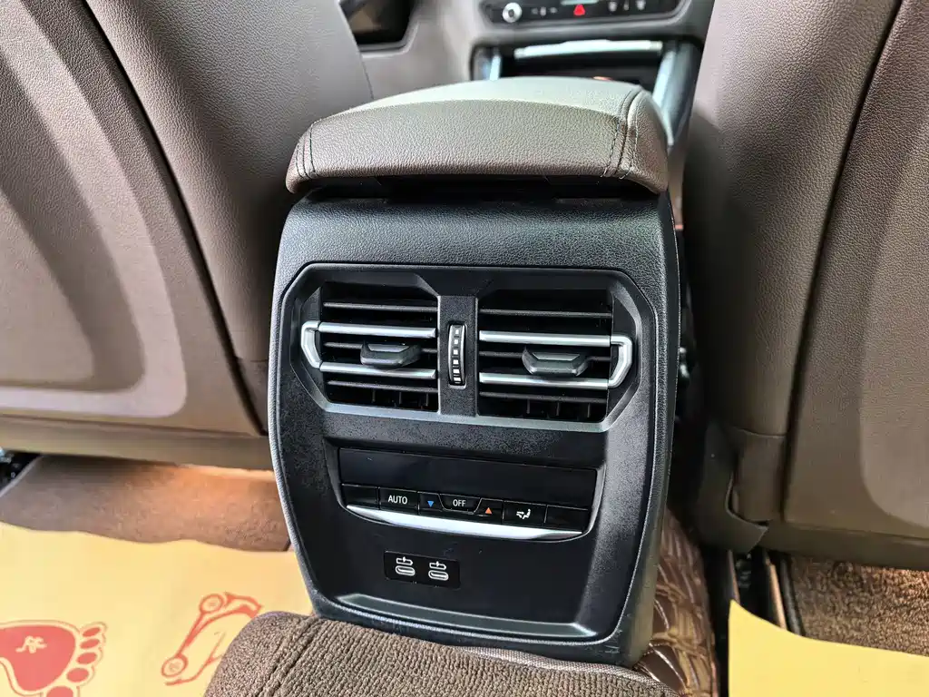 BMW i3 — миниатюра 16