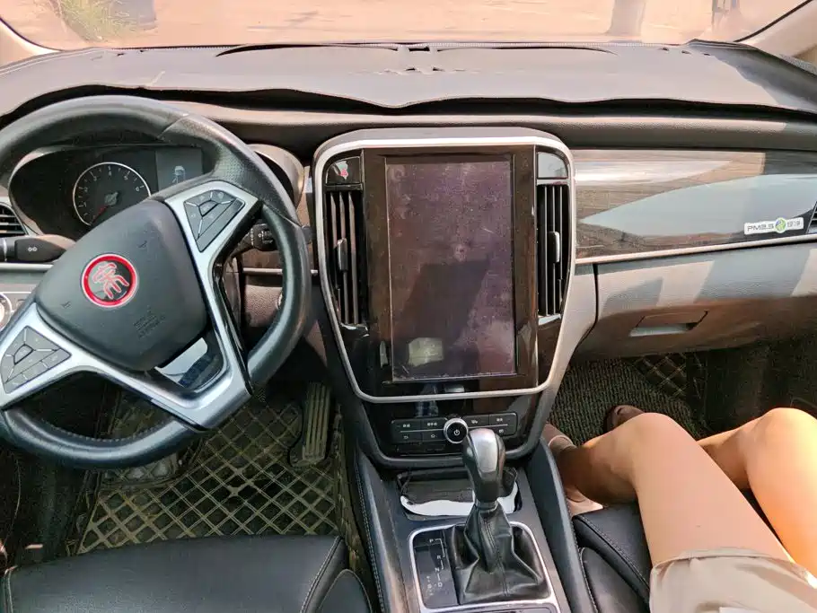 BYD MAX — миниатюра 12