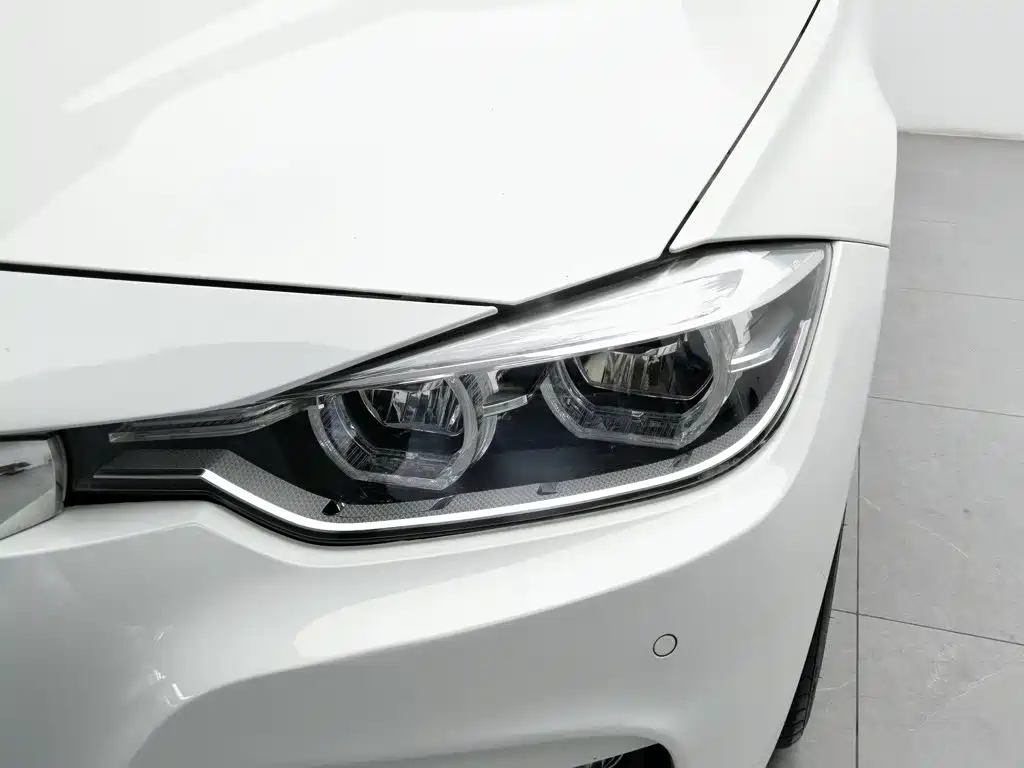 BMW 3 Series — миниатюра 7