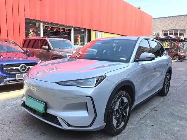 2025 Geely Galaxy E5