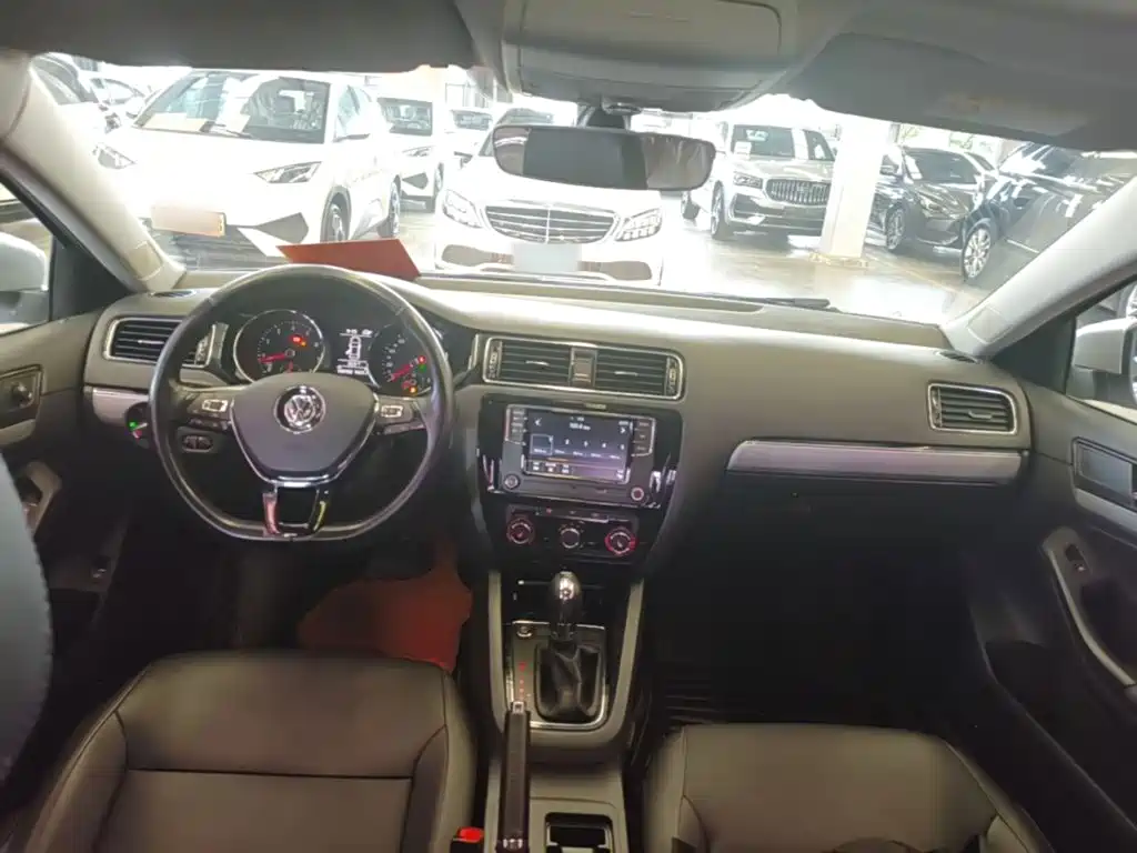 Volkswagen Sagitar — миниатюра 10