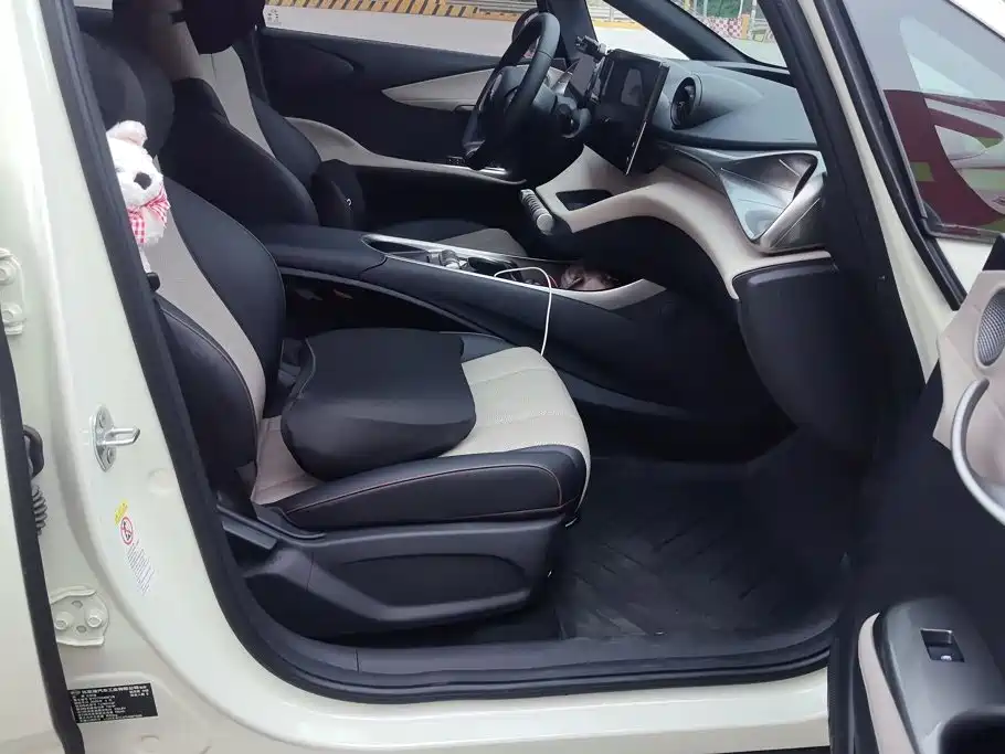 BYD Dolphin — миниатюра 8