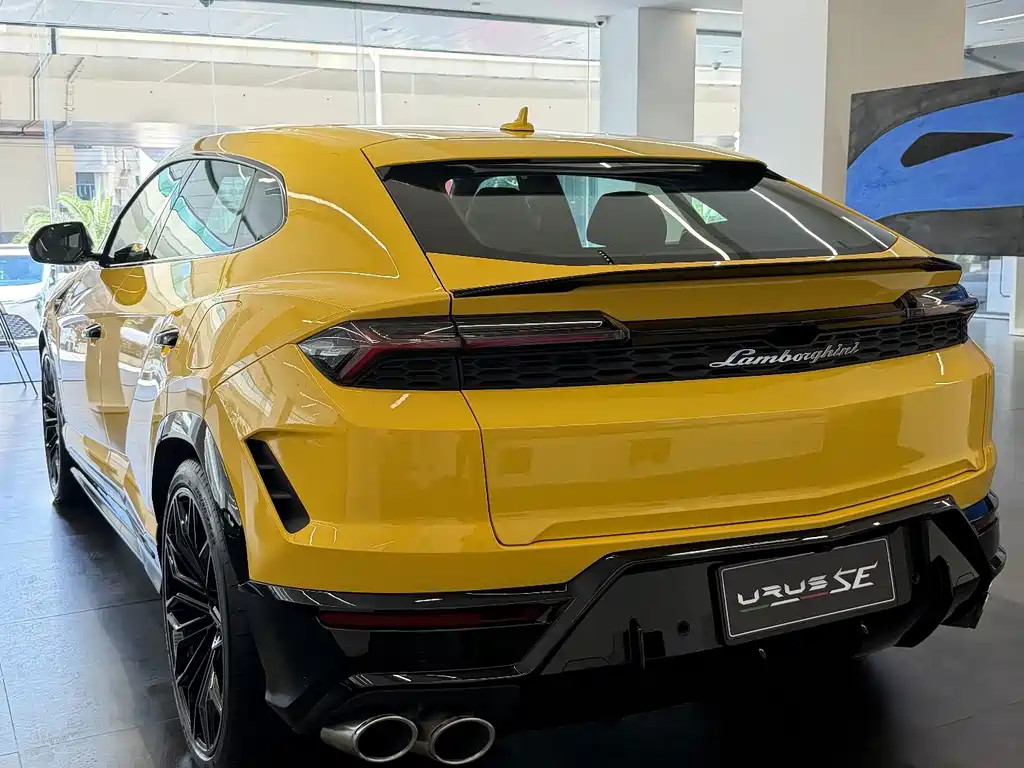 Lamborghini Urus SE — фотографии объявления, Фото 11