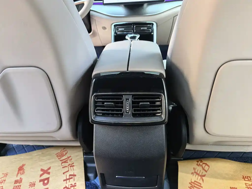 BYD Tang New Energy — миниатюра 17