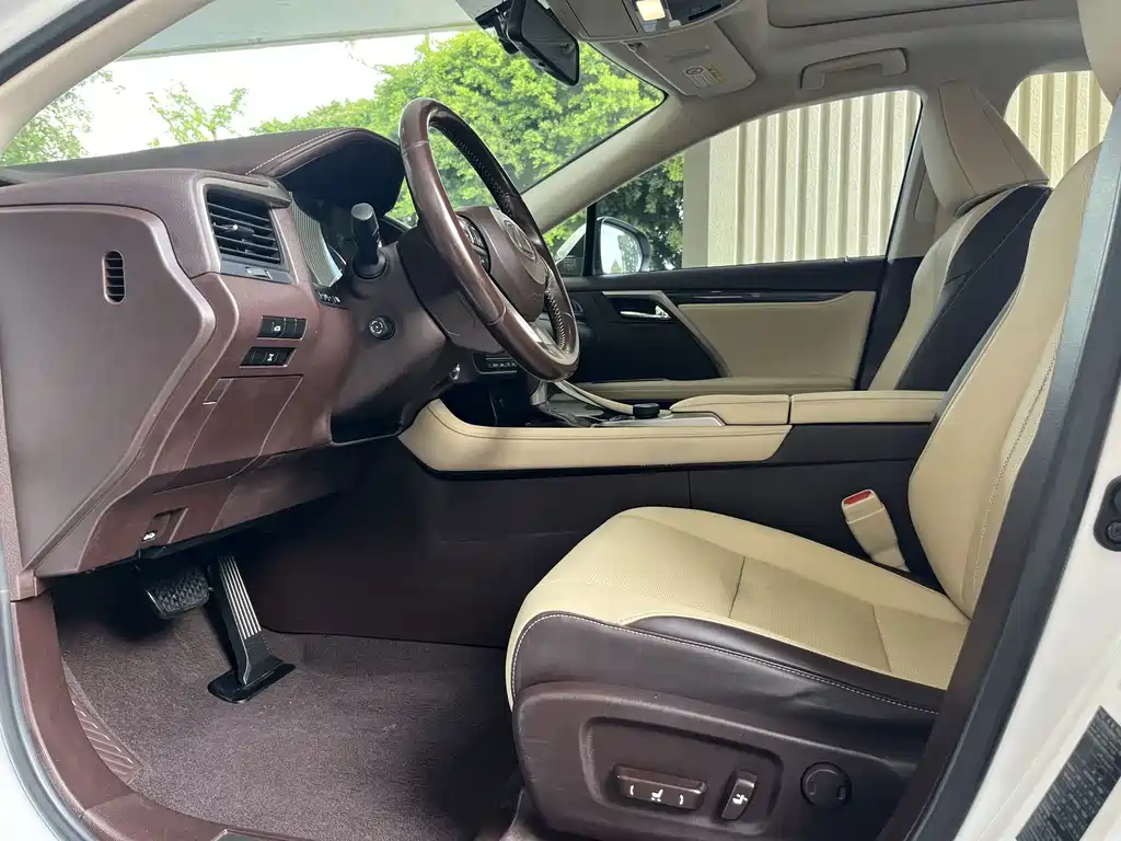 Lexus RX — миниатюра 4