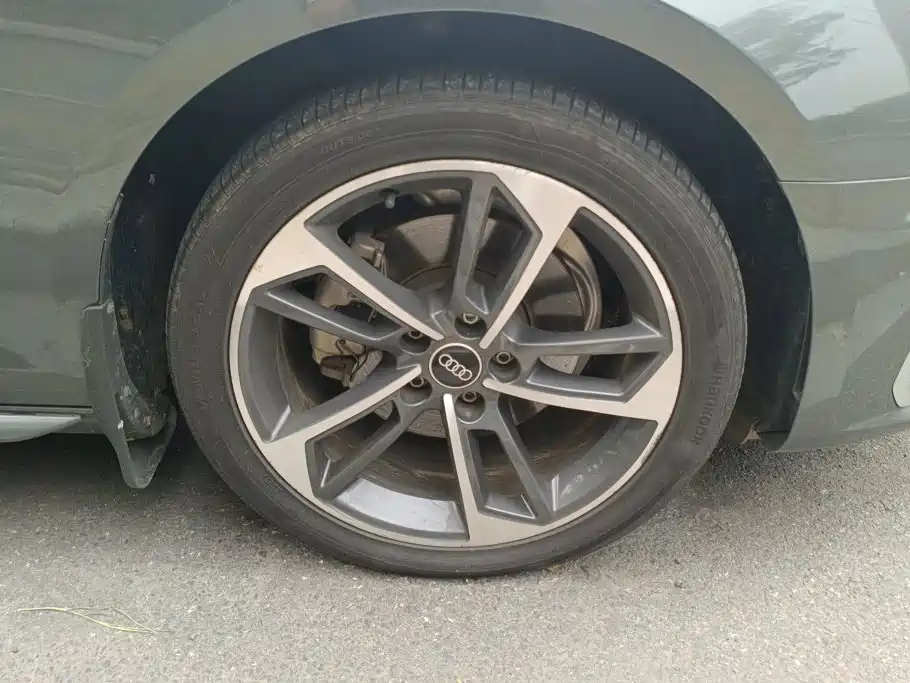 Audi A4L — миниатюра 6