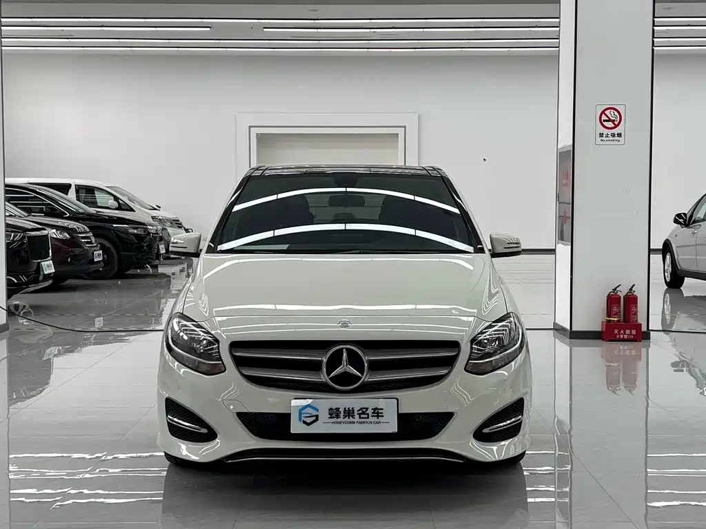 Mercedes-Benz B-Class — миниатюра 2