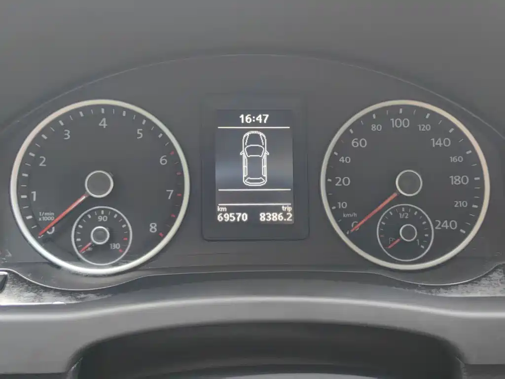 Volkswagen Tiguan — миниатюра 17