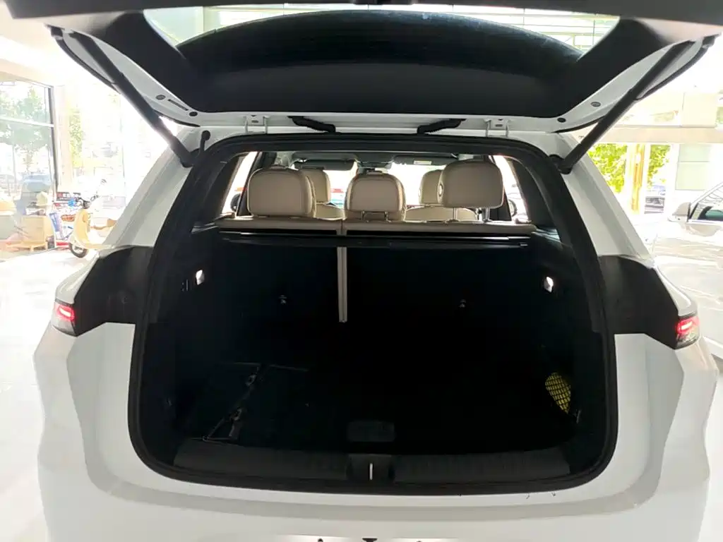 Li Auto Li L6 — миниатюра 19